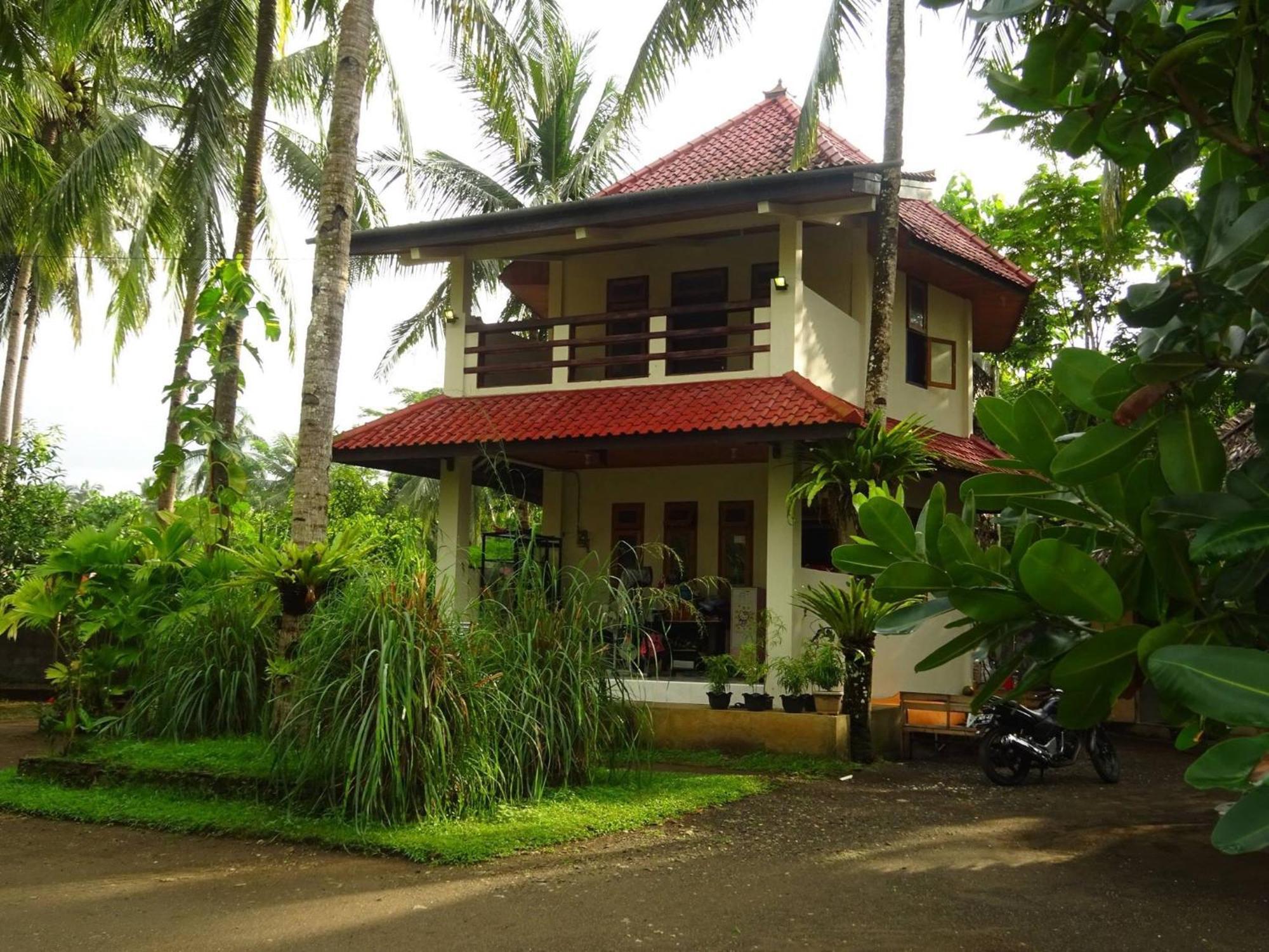 Sadati Home Stay Batukaras Exteriér fotografie