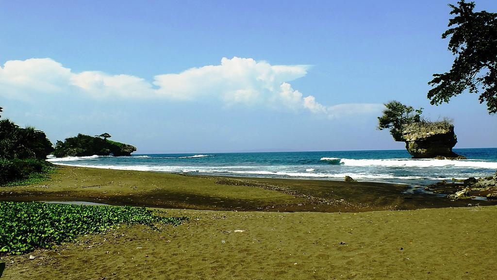 Sadati Home Stay Batukaras Exteriér fotografie